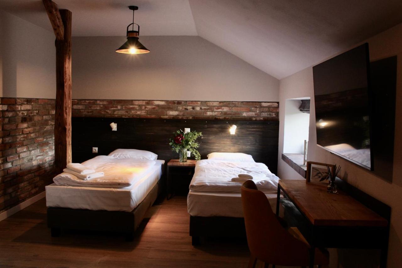 Garden Loft Villa Roczyny Luaran gambar