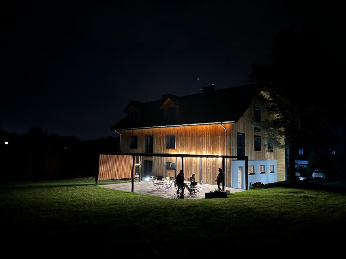 Garden Loft Villa Roczyny Luaran gambar