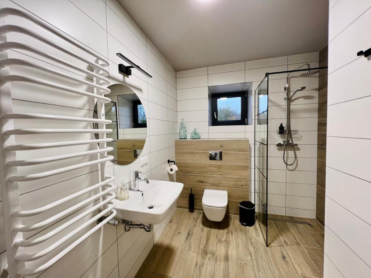 Garden Loft Villa Roczyny Luaran gambar