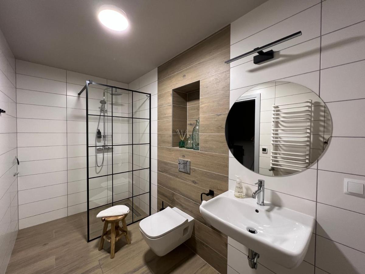 Garden Loft Villa Roczyny Luaran gambar