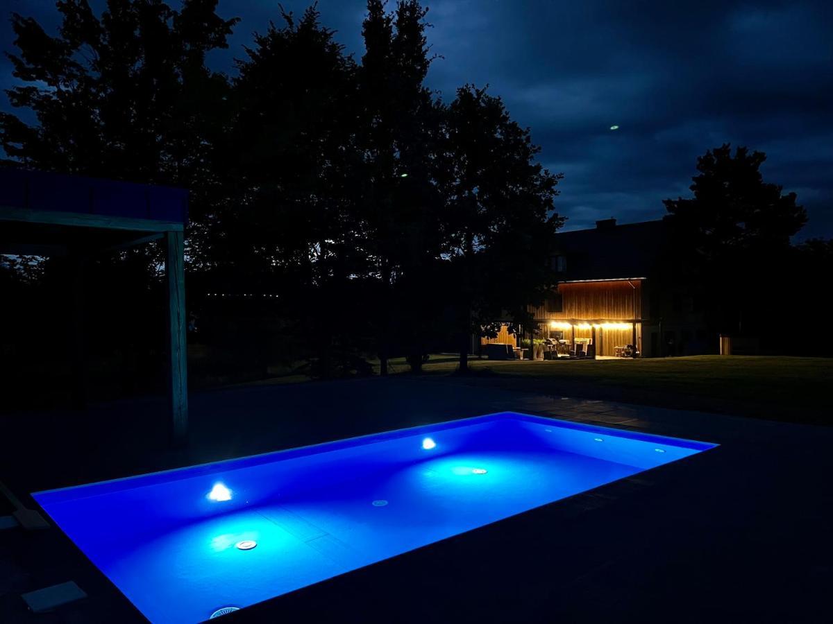 Garden Loft Villa Roczyny Luaran gambar